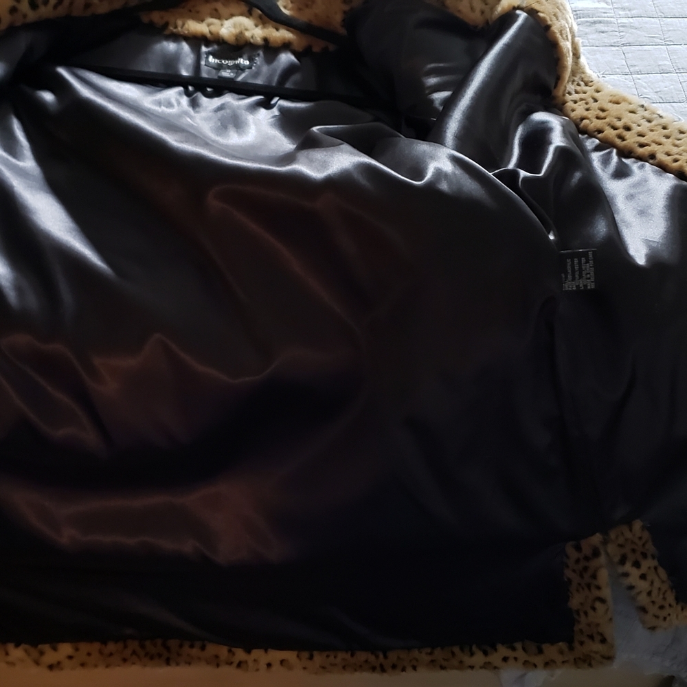 Coat - Picture 5 of 7